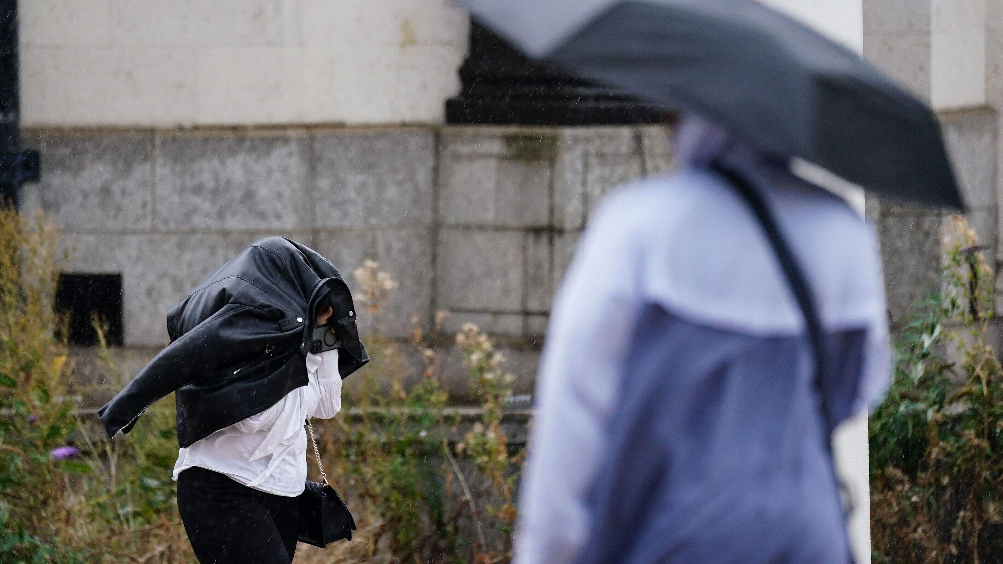 Summer on hold as Met Éireann report mixed conditions to continue - but good news on the horizon